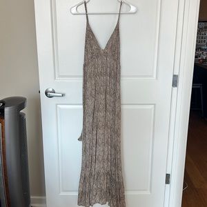 Mahina maxi dress (size medium)